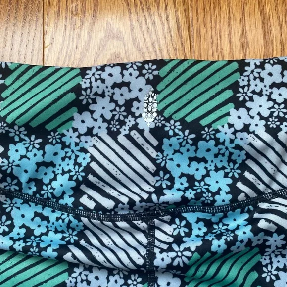 🆕 Free People Movement Daisy Check Print Ditsy Floral 7/8 Leggings S NEW - Picture 7 of 10